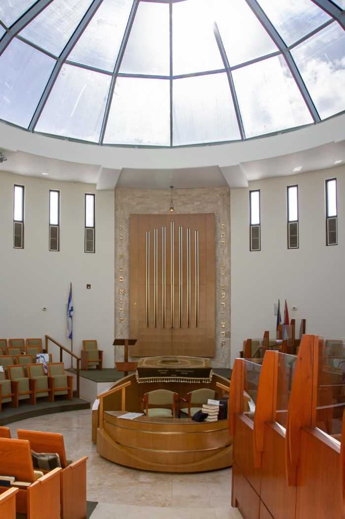 Shaarei Tsedek Chabad of Curaçao interior view (Photo: Chabad of Curaçao)