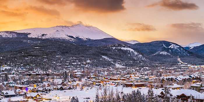 Skiing in Breckenridge, Colorado (Photo: Envato)