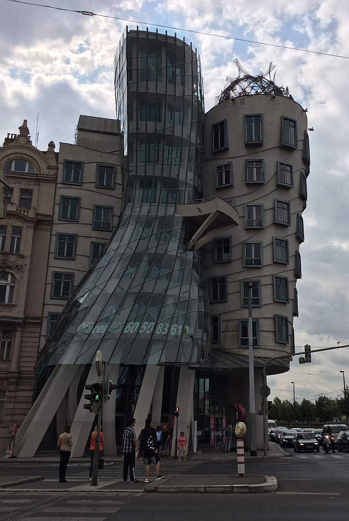 The Dancing House in Prague (Photo: Atara Kops)