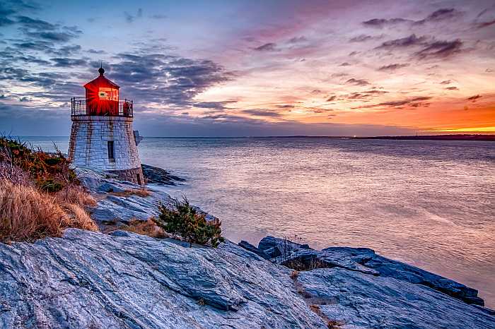 Sunset at Castle Hill Lighthouse in Newport (Photo: Envato)