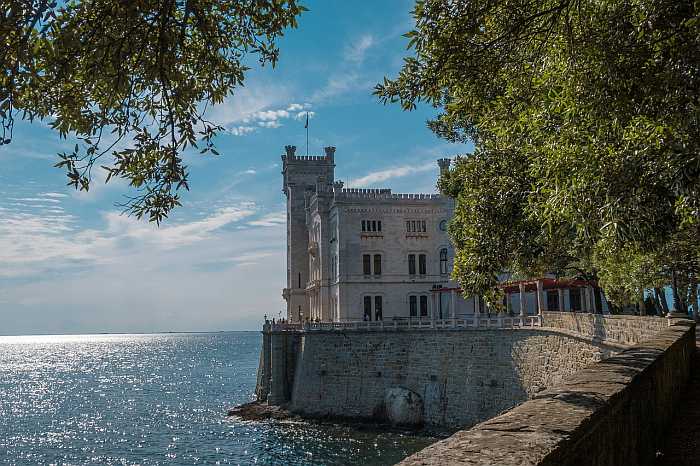 Miramare Castle (Photo: Pixabay)