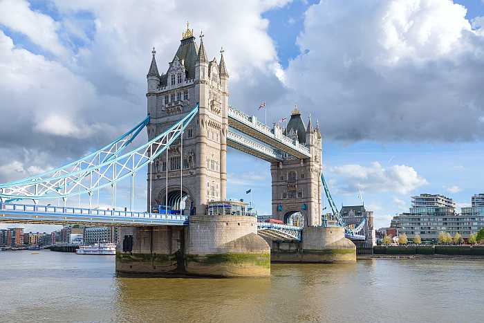 Tower Bridge in London used in the opening scene of Ted Lasso (Photo: Envato)