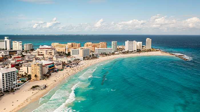 Resort area in Cancun (Envato)