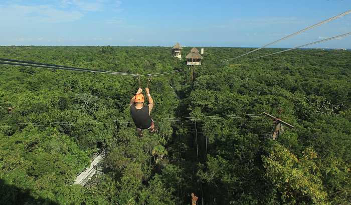 Zip line in Cancun (Envato)