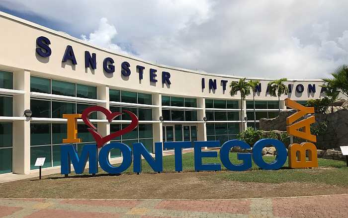 Montego Bay, Jamaica airport (Photo by Alexander John on Unsplash)