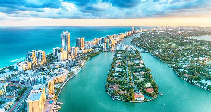 Aerial view of Miami Beach (Photo: Shutterstock)