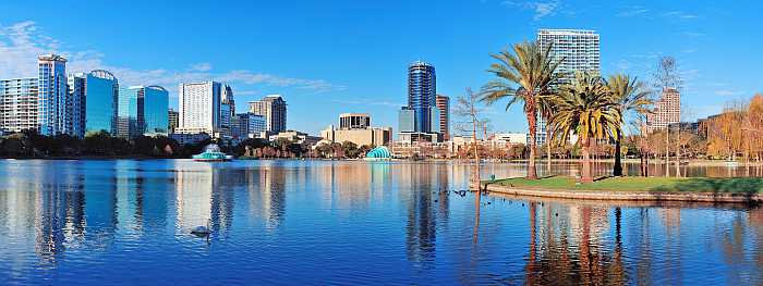 Lake Eola in Orlando (Photo: Shutterstock)