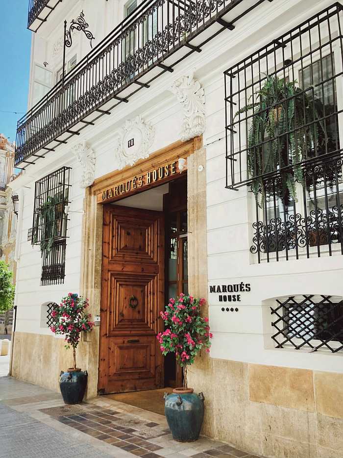 Mediterranean boutique hotel tucked away from the hustle and bustle. (Photo by Rocketboy Photography on Unsplash)