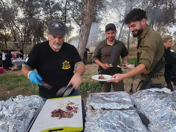 Grilling for Israel BBQ for IDF soldiers (Photo courtesy of Grilling for Israel)