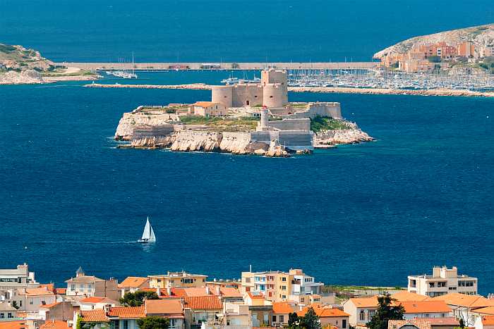 Kosher vacation guide to Marseille.