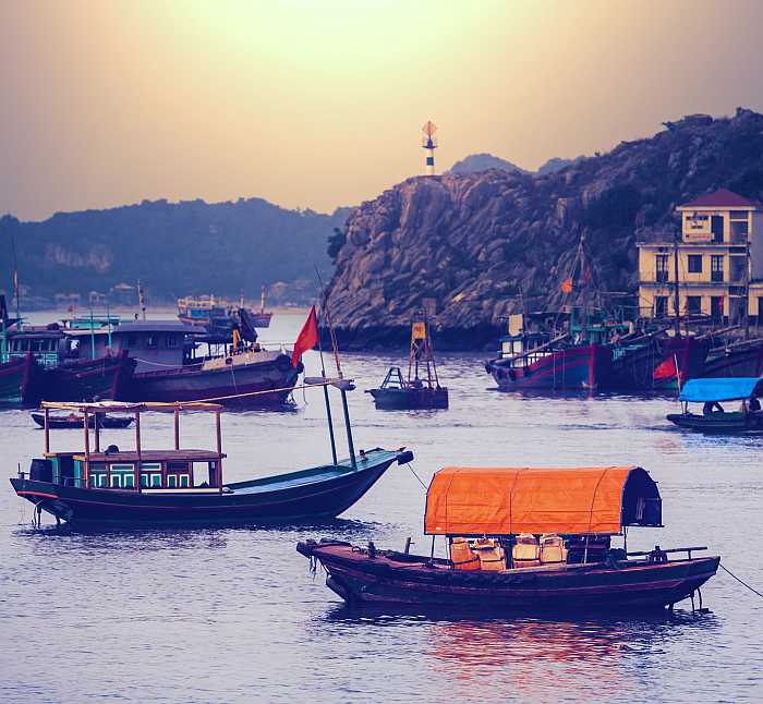 kosher tours of Vietnam.