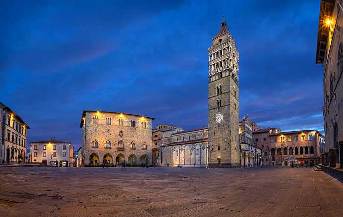 Piazza del Duomo in Pistoia.