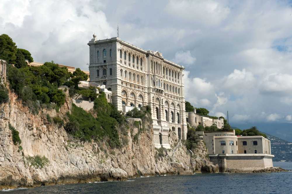 Boutique Passover program on the French Riviera with just 45 rooms at La Vague de Saint-Paul.
