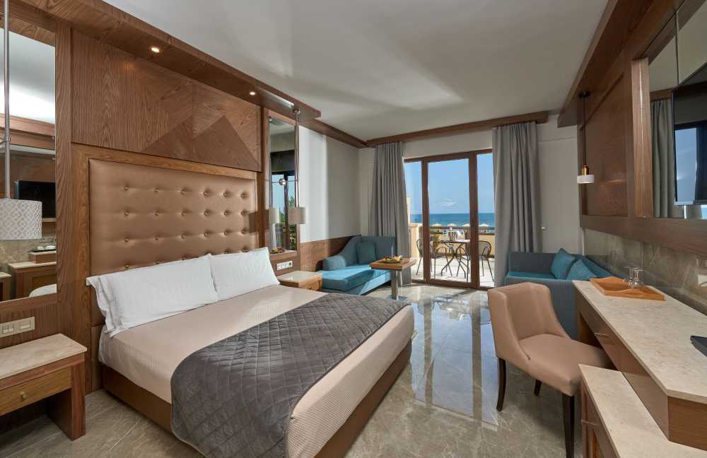 Passover Program in Paralia, Greece with Kangourou Prestige