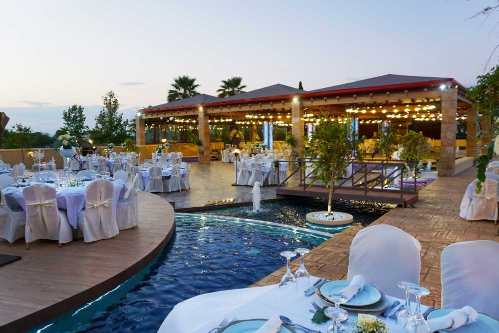 Passover Program in Paralia, Greece with Kangourou Prestige