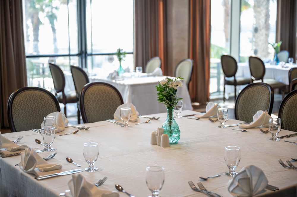 Celebrate Passover 2026 with Tour Plus at the Palm Beach Hotel in Akko.