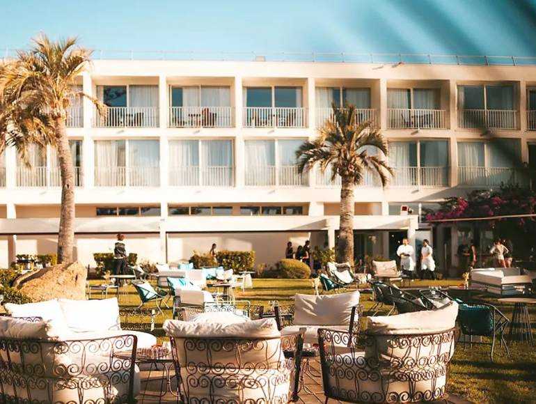 Celebrate Passover 2026 in Corsica with Blue Voyages at the Sofitel Golfe d’Ajaccio.