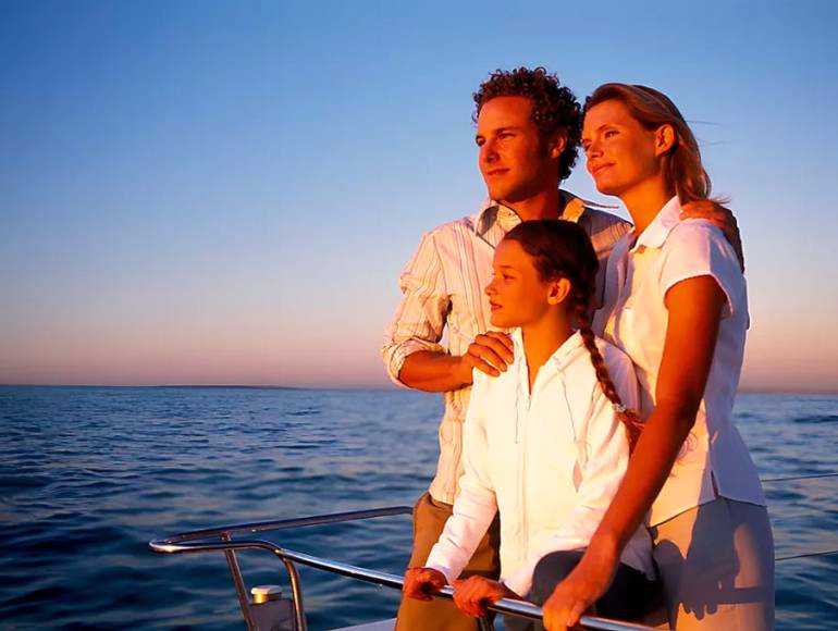 Celebrate Passover 2026 in Corsica with Blue Voyages at the Sofitel Golfe d’Ajaccio.