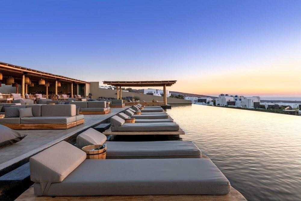 Club Paradise Luxury Passover Program 2026 at The Andronis Arcadia Hotel in Santorini, Greece