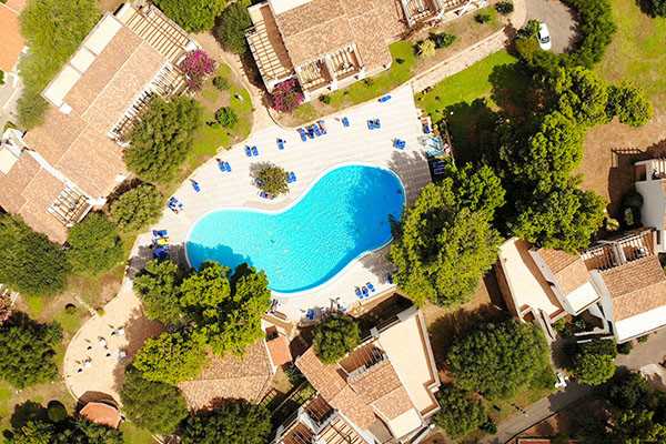 Celebrate Passover 2026 in Sardinia, Italy with D & S Prestige at the four-star Club Esse Palmasera.