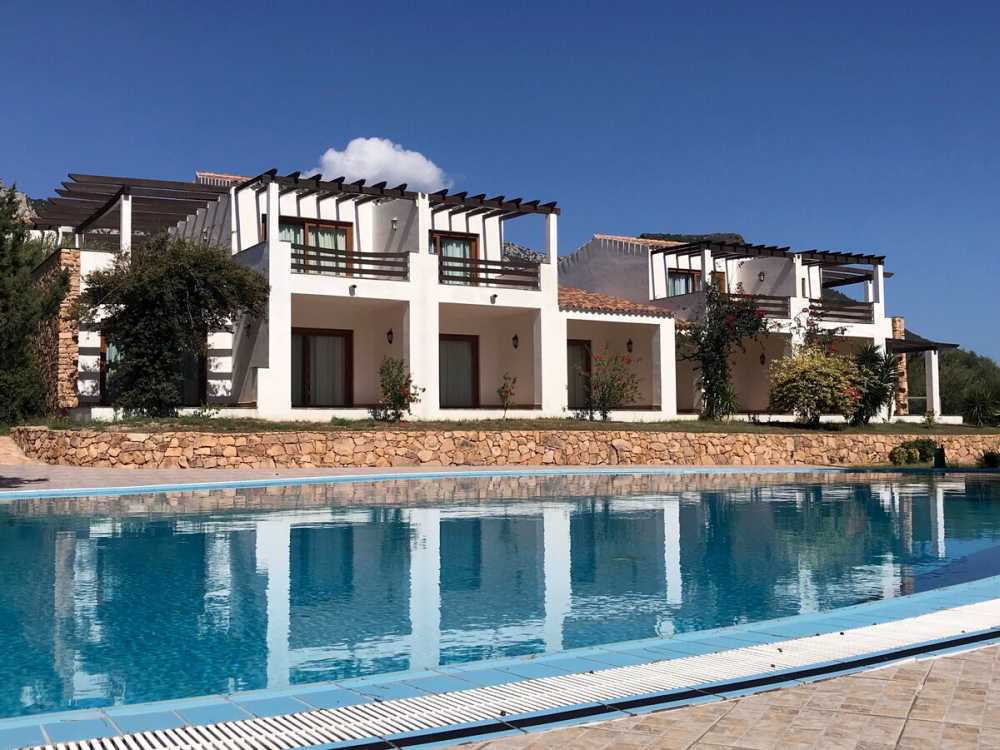 Celebrate Passover 2026 in Sardinia, Italy with D & S Prestige at the four-star Club Esse Palmasera.