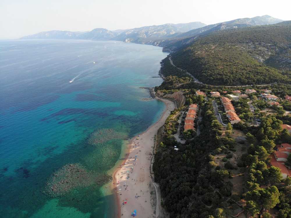 Celebrate Passover 2026 in Sardinia, Italy with D & S Prestige at the four-star Club Esse Palmasera.