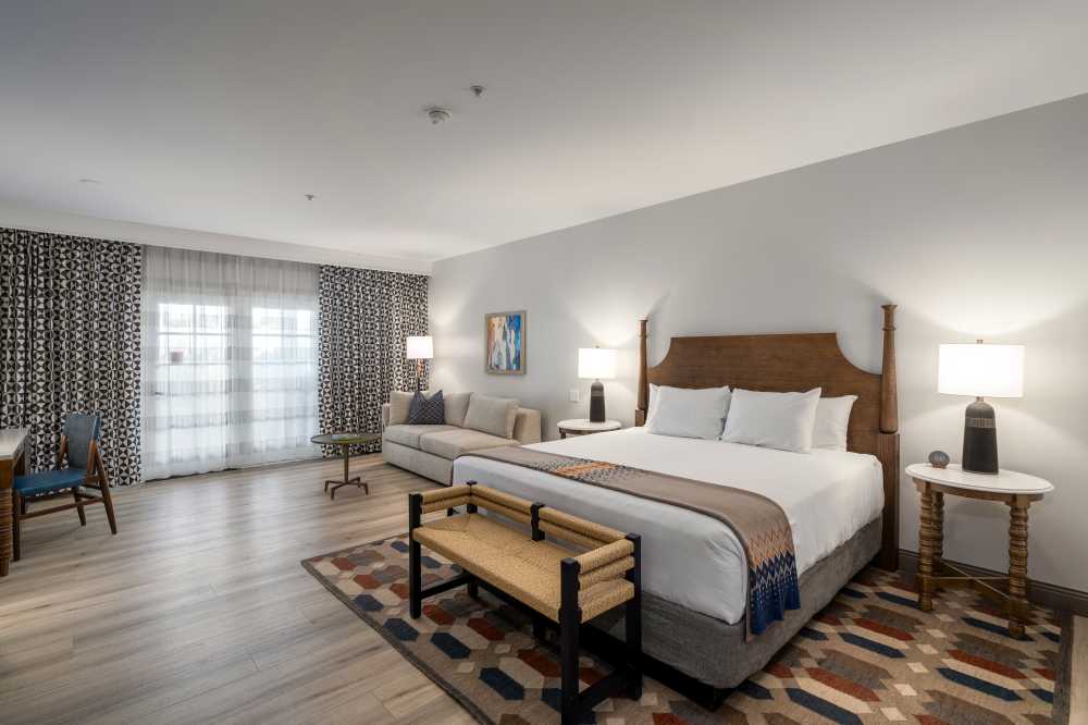 Experience a luxury Passover getaway with Elegant Essen Retreats at the Wigwam Resort in Phoenix, Arizona.