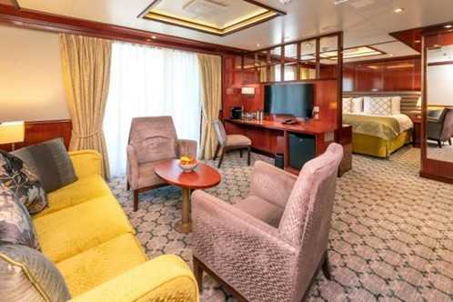 Explore England, Ireland, Scotland & the Hebrides on an all-kosher 11-day British Isles expedition with Kosher River Cruises.