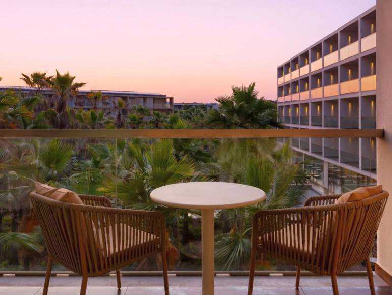 Celebrate Passover 2026 in style at the Marriott Salgados Algarve in Albufeira, Portugal.