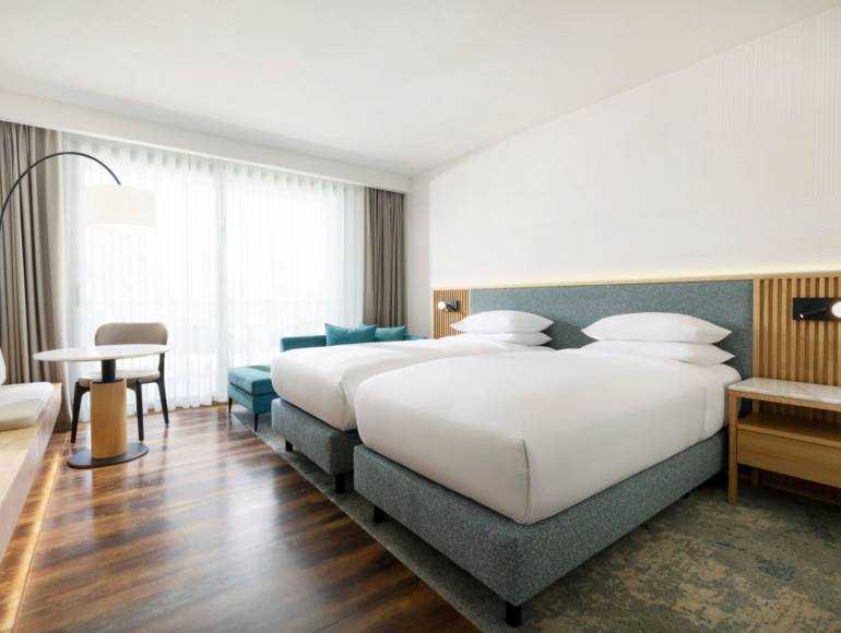 Celebrate Passover 2026 in style at the Marriott Salgados Algarve in Albufeira, Portugal.