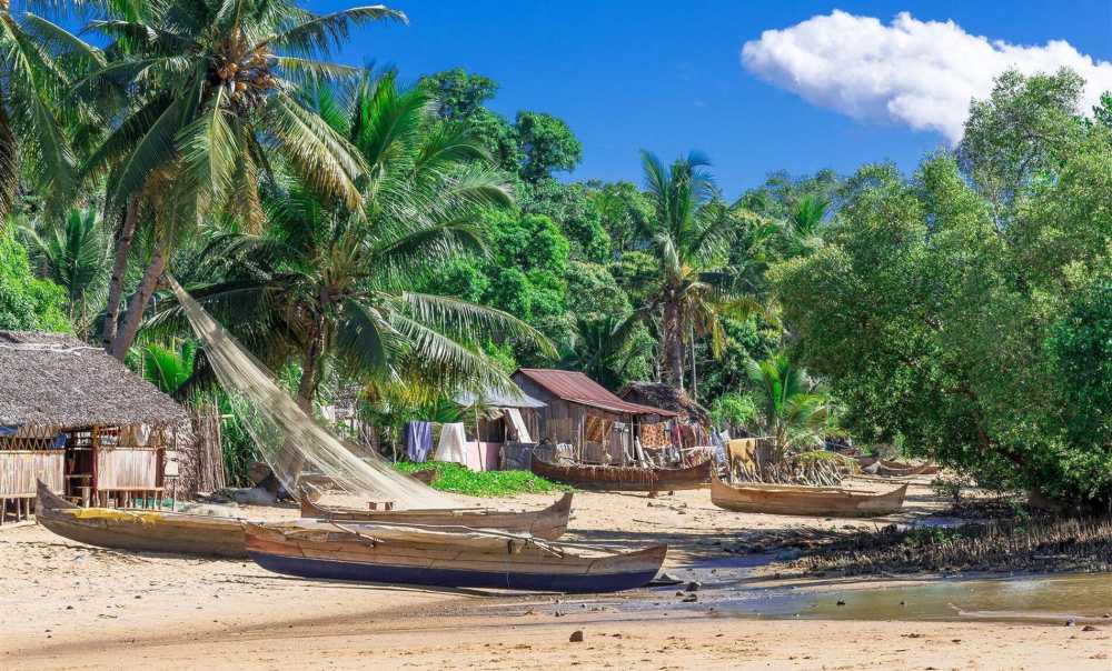 Join MG Kosher Trips for a rare glatt kosher luxury vacation in Madagascar in 2026.