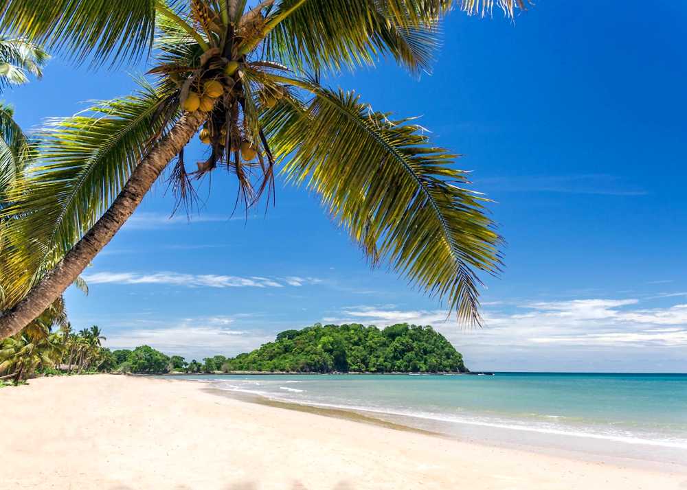 Join MG Kosher Trips for a rare glatt kosher luxury vacation in Madagascar in 2026.