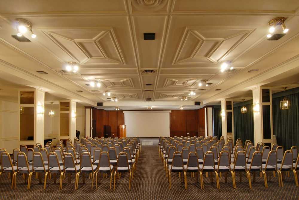 Niphla Events Passover 2026 in Crete at Aquila Rithymna Beach