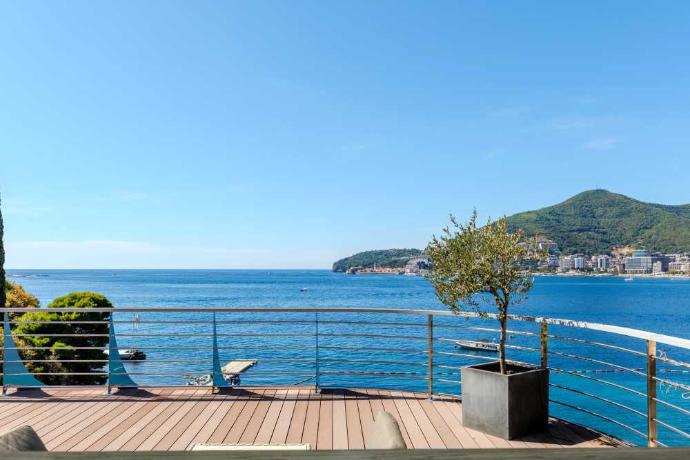 Celebrate Pesach 2026 at Dukley Hotel & Resort in Budva, Montenegro.