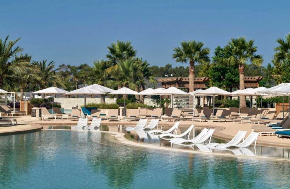 Celebrate Passover 2026 with Kosher Luxury Travel at City of Dreams Mediterranean in Limassol, Cyprus.