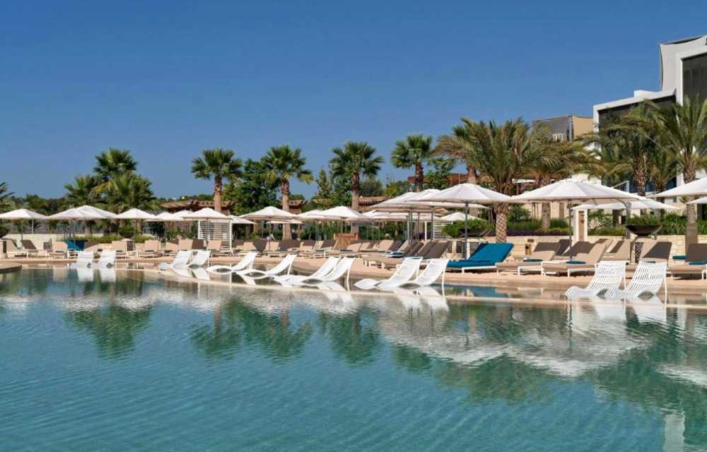 Celebrate Passover 2026 with Kosher Luxury Travel at City of Dreams Mediterranean in Limassol, Cyprus.