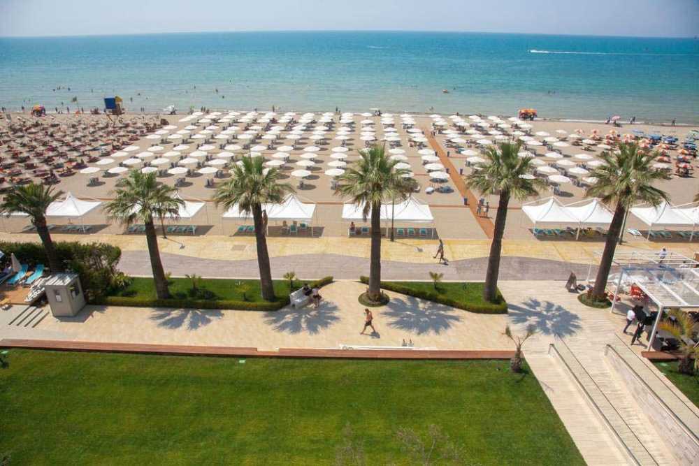 Join So’ Prestige for Passover 2026 in Albania at the 5-star FAFA Aqua Palace Resort on the Adriatic Riviera.