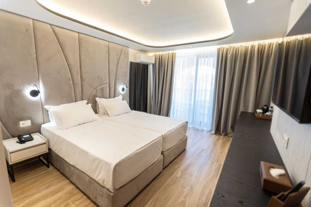 Join So’ Prestige for Passover 2026 in Albania at the 5-star FAFA Aqua Palace Resort on the Adriatic Riviera.