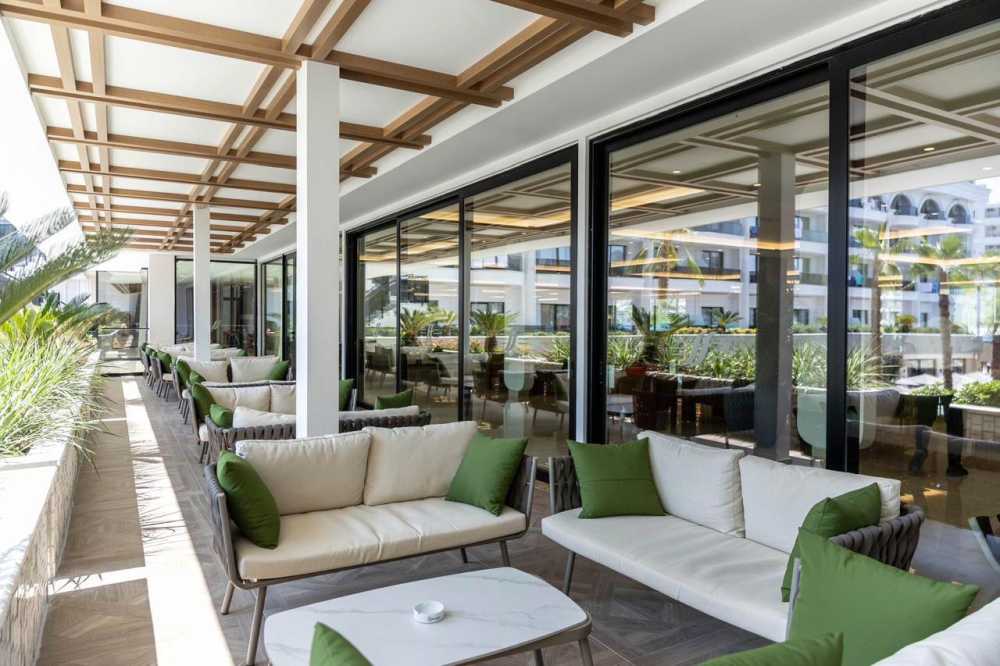 Join So’ Prestige for Passover 2026 in Albania at the 5-star FAFA Aqua Palace Resort on the Adriatic Riviera.