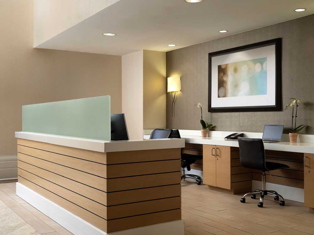 Celebrate Pesach 2026 at the Sonesta Redondo Beach Oceanfront Resort.