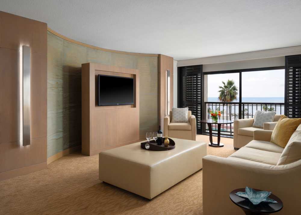 Celebrate Pesach 2026 at the Sonesta Redondo Beach Oceanfront Resort.