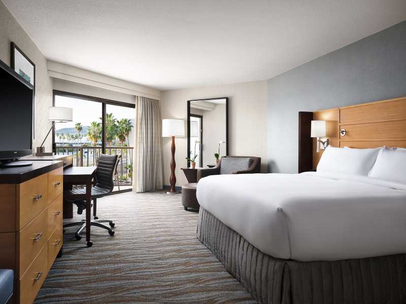 Celebrate Pesach 2026 at the Sonesta Redondo Beach Oceanfront Resort.