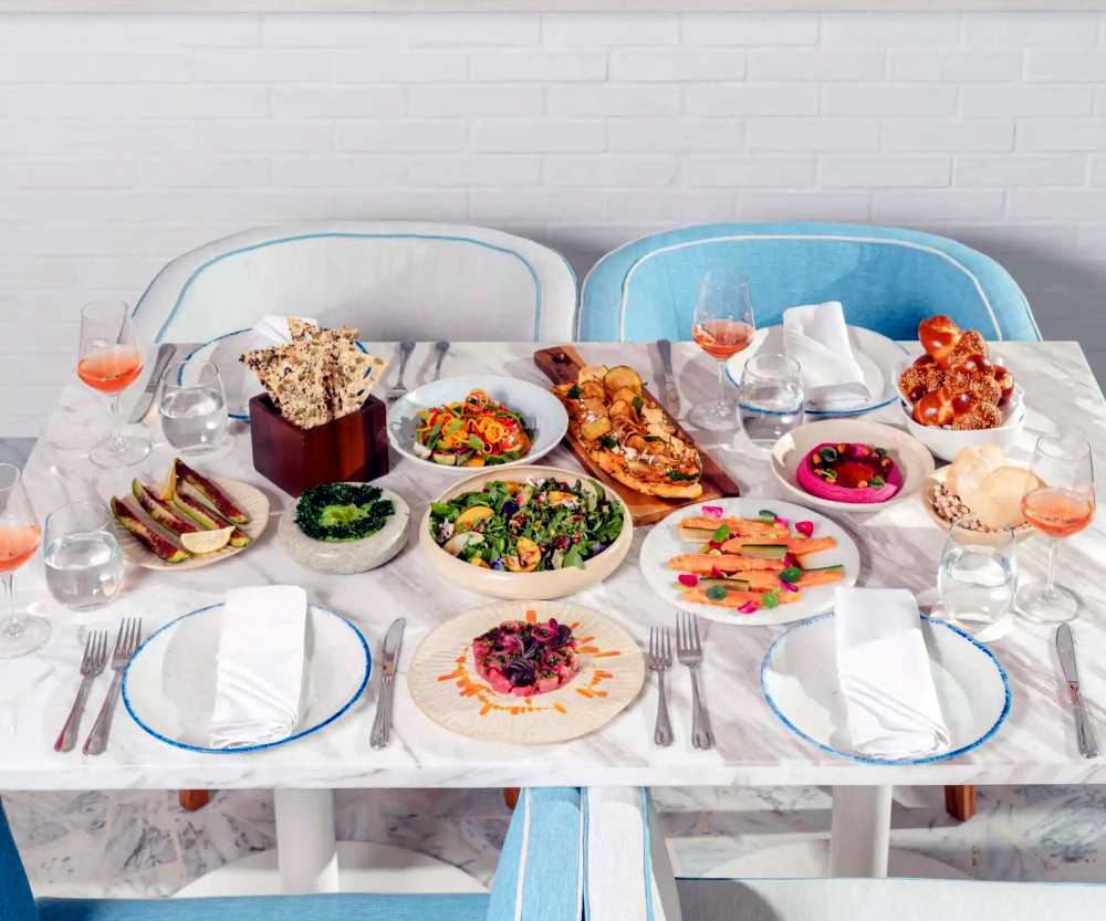 Discover the LIORA Kosher Dining Program at SLS Playa Mujeres, all-inclusive resort near Cancun offering kosher cuisine.