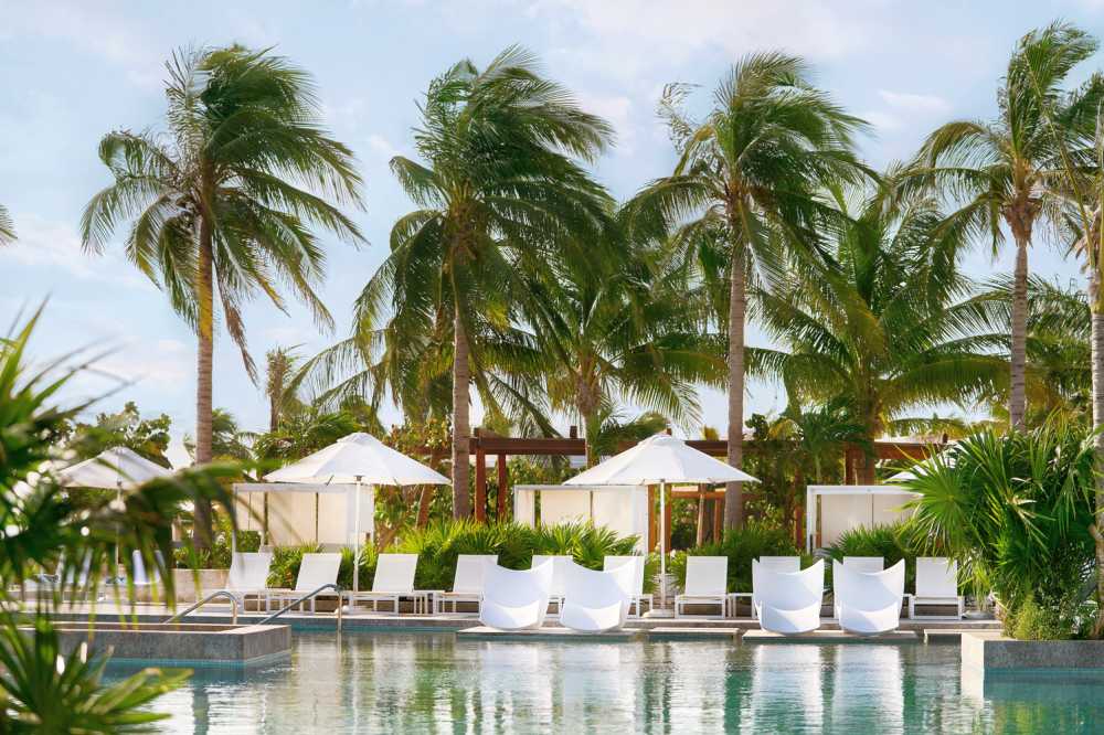 Discover the LIORA Kosher Dining Program at SLS Playa Mujeres, all-inclusive resort near Cancun offering kosher cuisine.