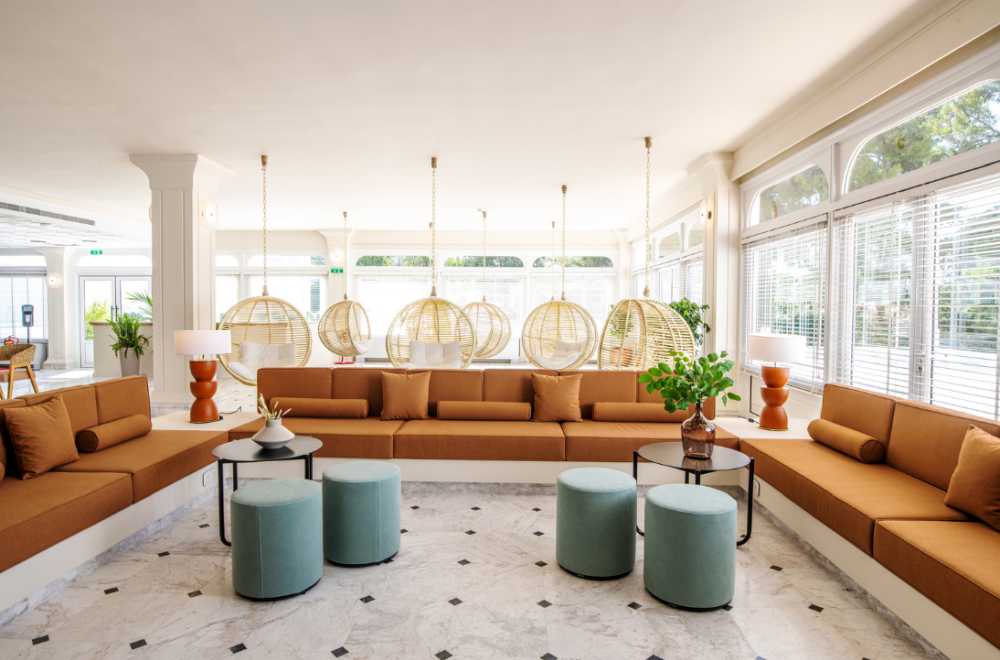 Celebrate Shavuot 2026 in Chalkida, Greece with Chazak UK at the Brown Beach Resort.