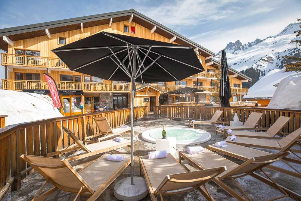 Luxury kosher summer vacation in the French Alps with Kangourou Prestige.