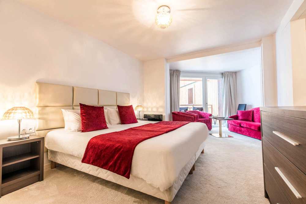 Luxury kosher summer vacation in the French Alps with Kangourou Prestige.