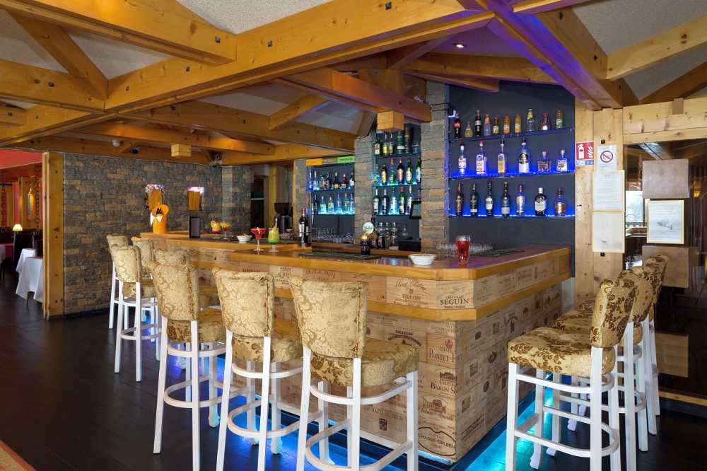 Luxury kosher summer vacation in the French Alps with Kangourou Prestige.