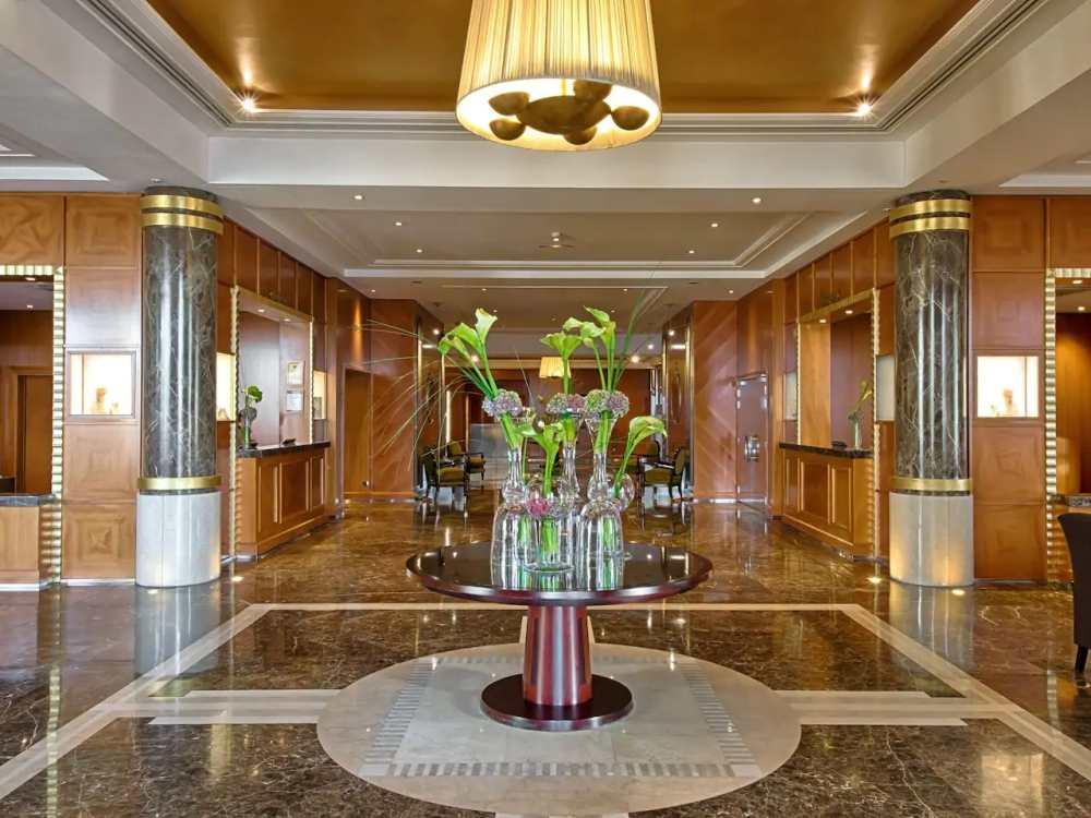 Pesach resort on the French Riviera 2026 with David Guez