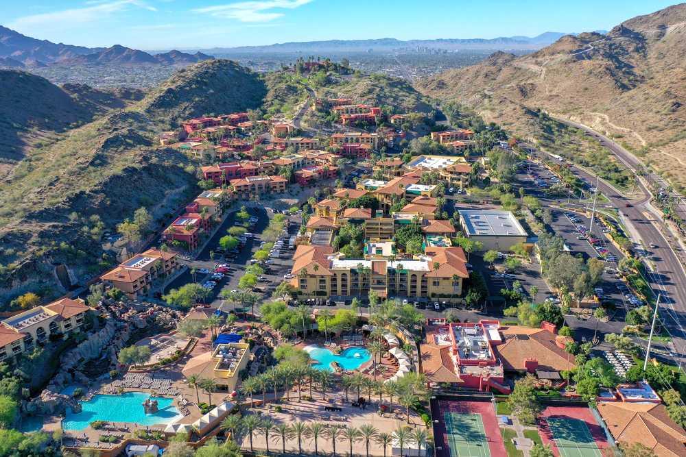 Passover Vacation 2026 at Pointe Hilton Tapatio Cliffs Resort Arizona with Kosherica